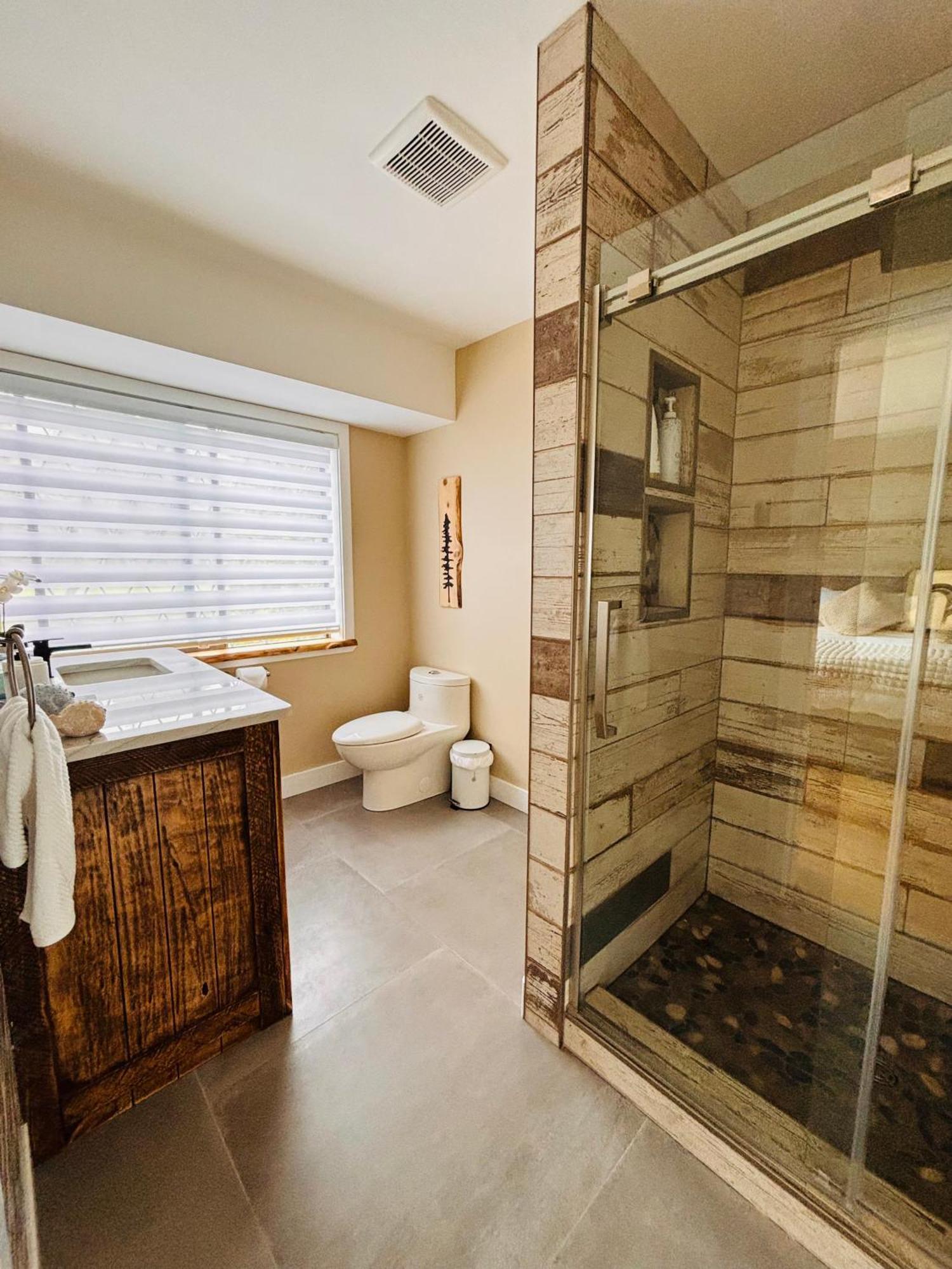 Oceanside Manor - Fancy Room - Golf Course & Beach View Колікум-Біч Екстер'єр фото